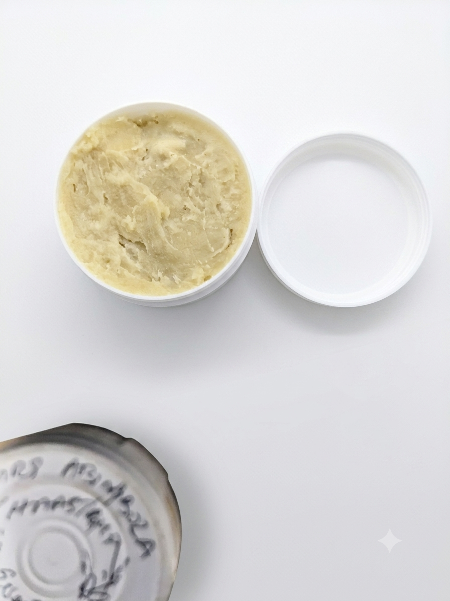 Pure Unrefined Grade A Organic Shea Body Butter (50ml) - Image 2